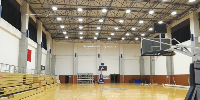 四川成都玉林中学篮球场